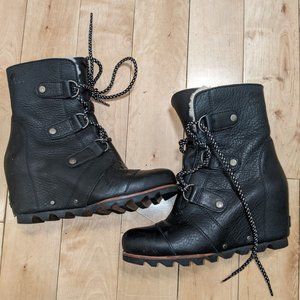 Sorel Joan of Arctic Black Leather Women High wedge Boots Size 7
